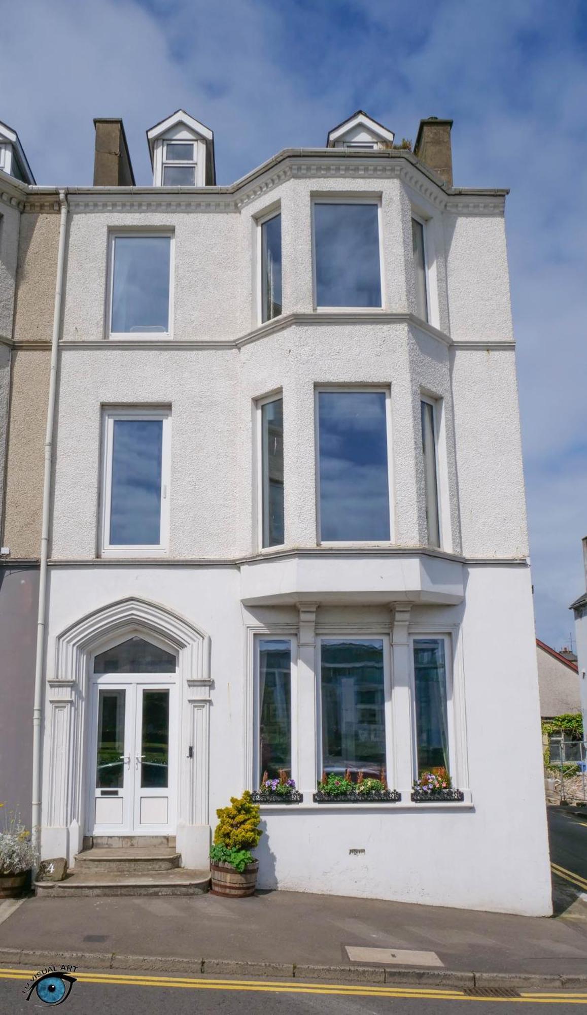 Mervue Apartment, 4 Causeway View, *