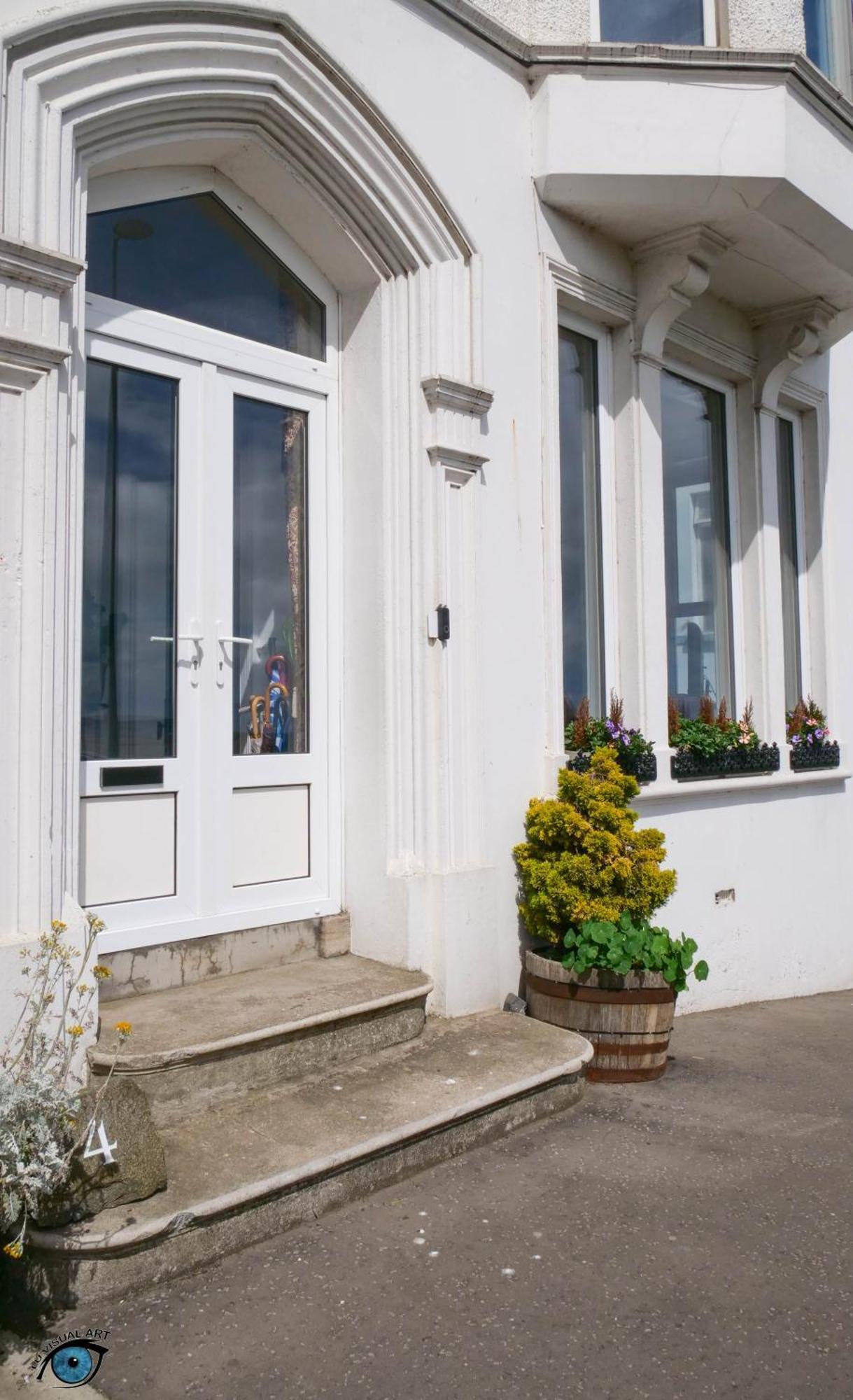 Mervue Apartment, 4 Causeway View, *